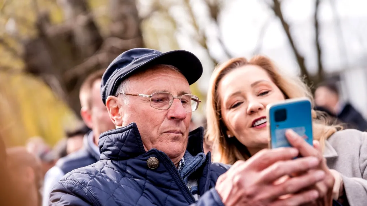 Elena Lasconi propune: Pauză de Tiktok înainte de ALEGERI