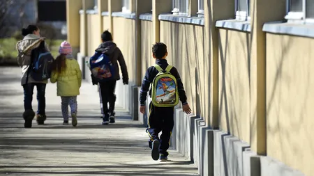 INCERTITUDINE. Ce se poate întâmpla cu anul școlar, cu Bac-ul și cu Evaluarea, în cea mai pesimistă variantă, în opinia Asociației Părinților