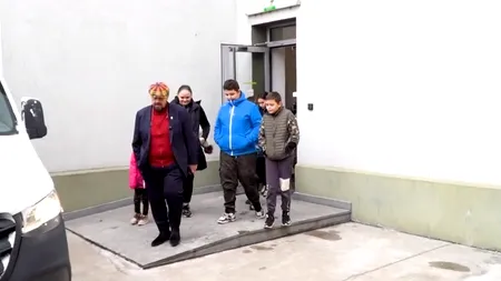 Cristian Popescu Piedone, gest EMOȚIONANT pentru o familie cu nouă copii, ajunsă în stradă după ce n-a putut plăti rata la casă: Problema e la noi