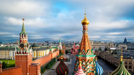 Studenții vor înlocui profesorii în vârstă și vulnerabili la școlile din Moscova