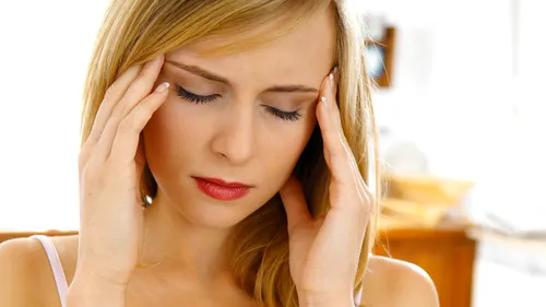 Dureri frecvente de cap? Motivul neașteptat care poate cauza migrenele