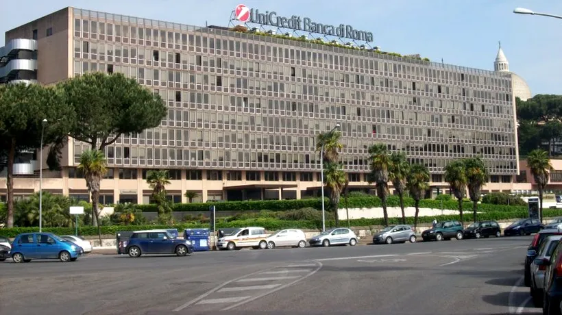 Foști directori ai Băncii Italiei și CEO-ul UniCredit, între persoanele investigate în Italia pentru nivelul prea ridicat al dobânzilor la credite