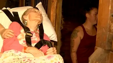 POVESTEA emoționantă a acestei pensionare din azil. Aflată pe patul de moarte, bătrâna și-a îndeplinit ultima dorință