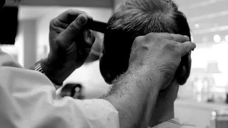 SOLUȚII în VREMEA CARANTINEI | Cum să te tunzi singur acasă