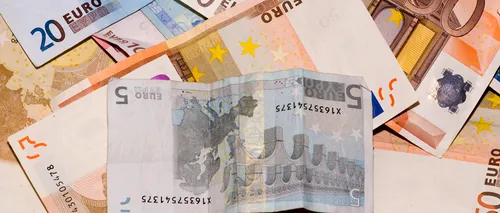 Moneda EURO A SCĂZUT LA MIMINUL ULTIMILOR 11 ANI FAȚĂ DE YEN, din cauza temerilor privind ieșirea Greciei din zona euro