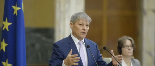 De ce apare Cioloș pe afișele PNL, chiar dacă a cerut să nu-i fie folosită imaginea în campanie. Explicația premierului 