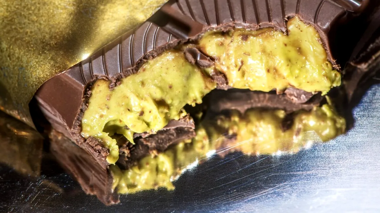 Cât a ajuns să coste ciocolata DUBAI originală în 2025, cel mai popular desert de anul trecut