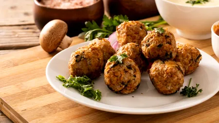 REȚETA de chifteluțe pentru copii a lui chef Florin Dumitrescu. Sunt sănătoase și nutritive, iar fetițele lui le adoră