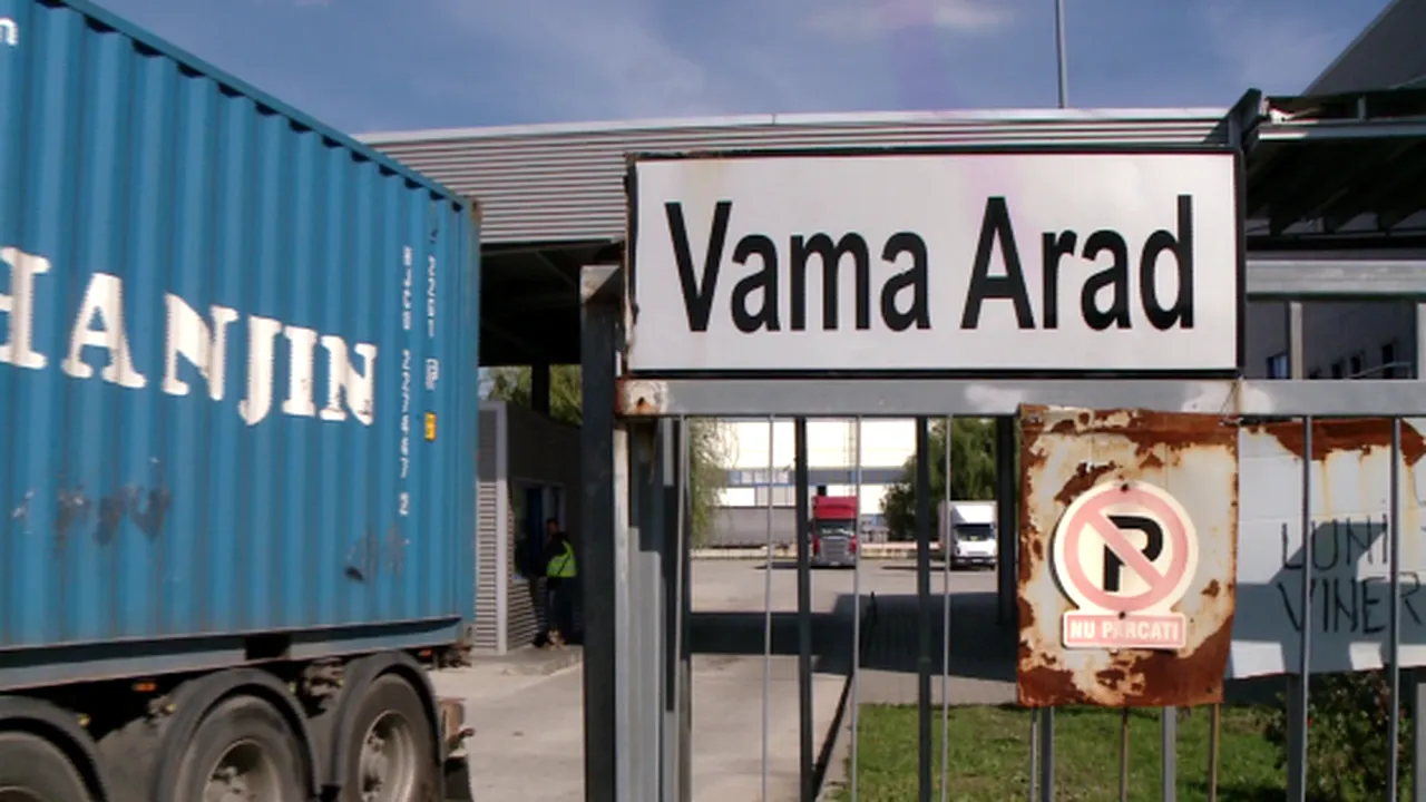 Ziua Porților Deschise la Biroul Vamal din Arad, un mare eșec. Nimeni n-a venit să vadă câinii special dresați