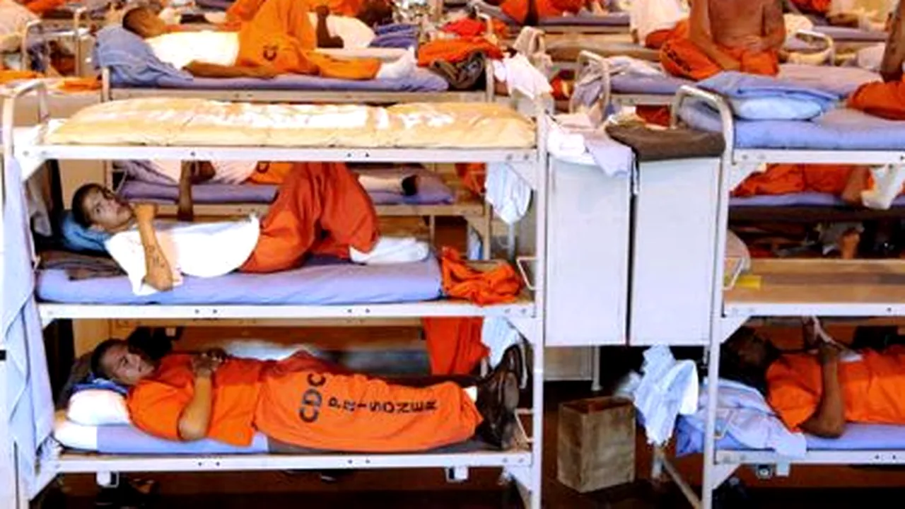 Tatăl unui deținut din Venezuela susține că fiul său a fost omorât și mâncat de colegii de celulă