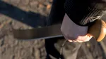 Conflict violent la o benzinărie din Târgu Jiu. Un tânăr ar fi fost atacat cu o macetă