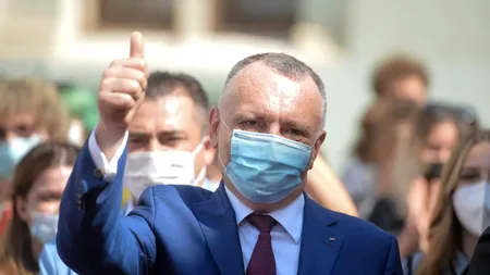 Scrisoare deschisă către ministrul Educației, semnată de 100 de intelectuali români. Toți cer să fie consultați, alături de profesori și părinți, în formularea propunerilor de legi ale educației