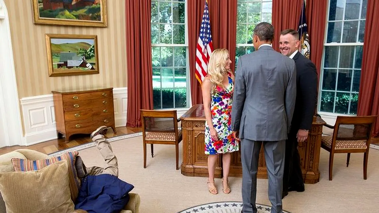 GALERIE FOTO: Copii în vizită la Barack Obama. Cine e mai entuziasmat?