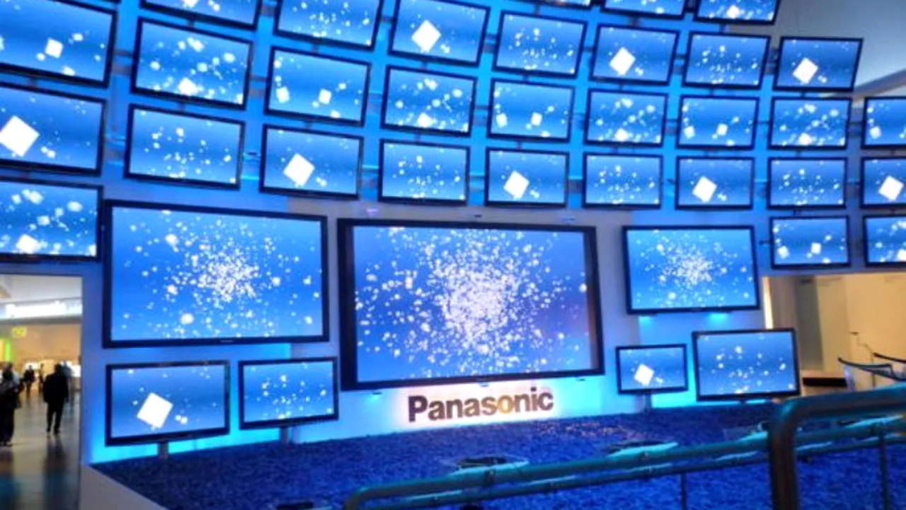 De ce refuză posturile TV o reclamă a companiei Panasonic pentru un televizor conectat la internet