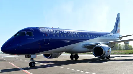 Patru deputați moldoveni EVITĂ o catastrofă aeriană. Un bărbat voia SĂ SARĂ DIN AVION