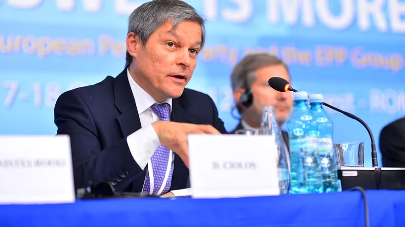 Dacian Cioloș taie în carne vie. L-a exclus pentru comentarii homofobe la adresa comunității LGBT!