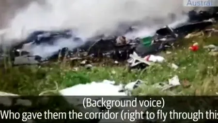 Noi imagini de la prăbușirea avionului MH17 arată rebeli ucraineni surprinși că e o aeronavă civilă