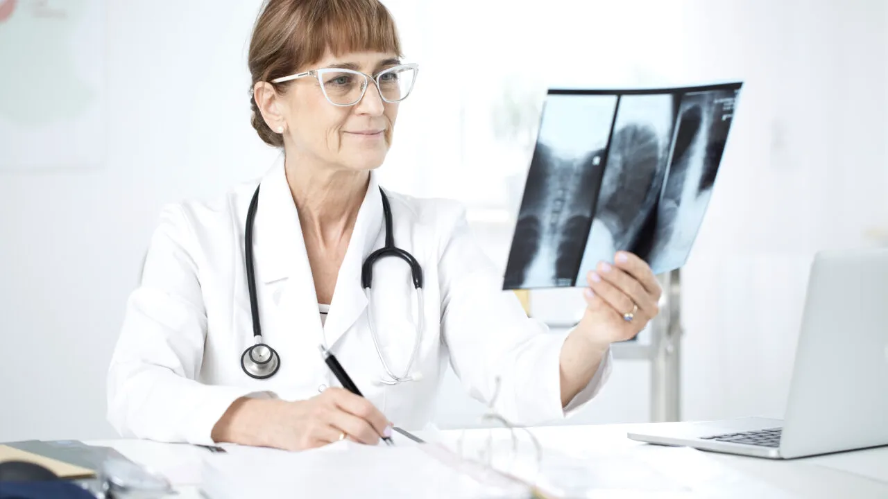 Boala extrem de contagioasă care se răspândește cu repeziciune în România. Cum te poți feri de ea