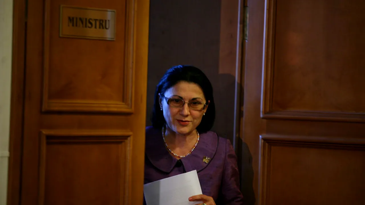 Andronescu introduce BACUL PROFESIONAL săptămâna viitoare, prin ordonanță de urgență 