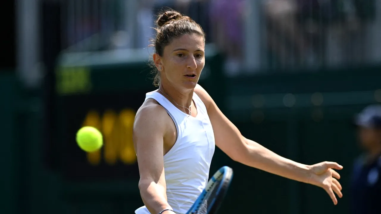 Irina Begu se oprește în semifinale la Adelaide! N-a putut face față ritmului impus de Aryna Sabalenka