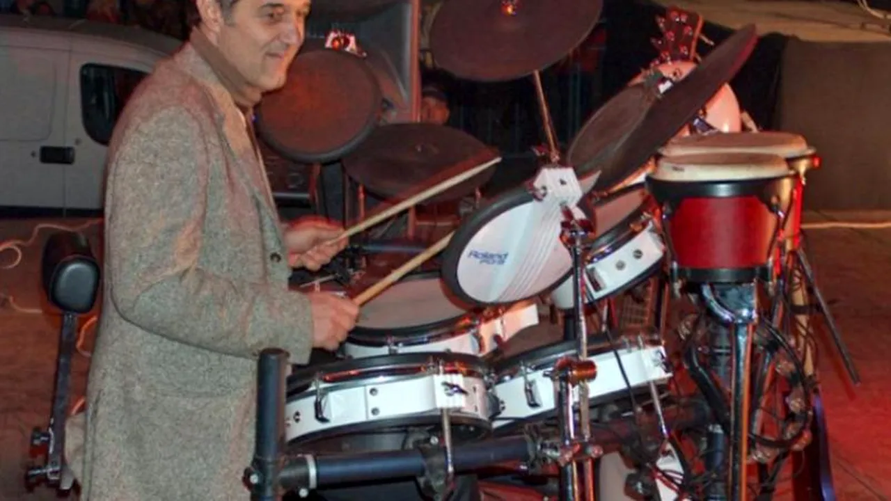 MEDIAFAX ZOOM publică o galerie de imagini inedite cu Gigi Becali de-a lungul anilor