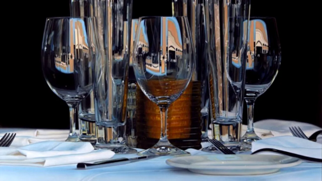 Priviți cu atenție: ILUZIA din această imagine. GALERIE FOTO