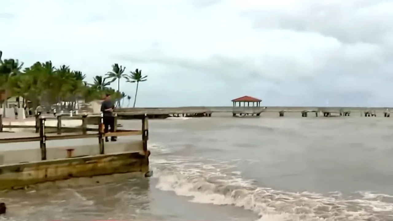 Uraganul Elsa lovește SUA. MAE, atenționare de călătorie pentru români