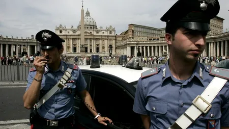 Vaticanul a blocat bunurile prelatului Nunzio Scarano, arestat de poliția italiană