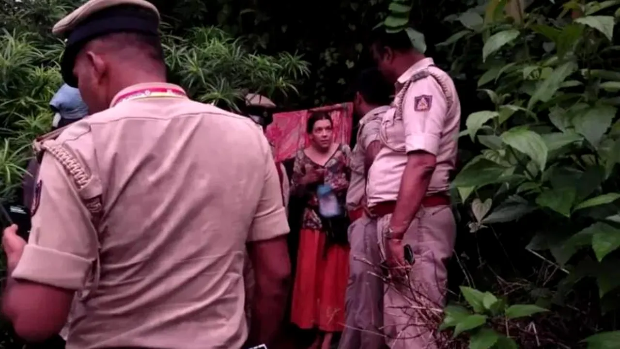 Cazul rusoaicei găsită într-o peșteră din India, împreună cu fiicele sale. Cine este tatăl fetițelor