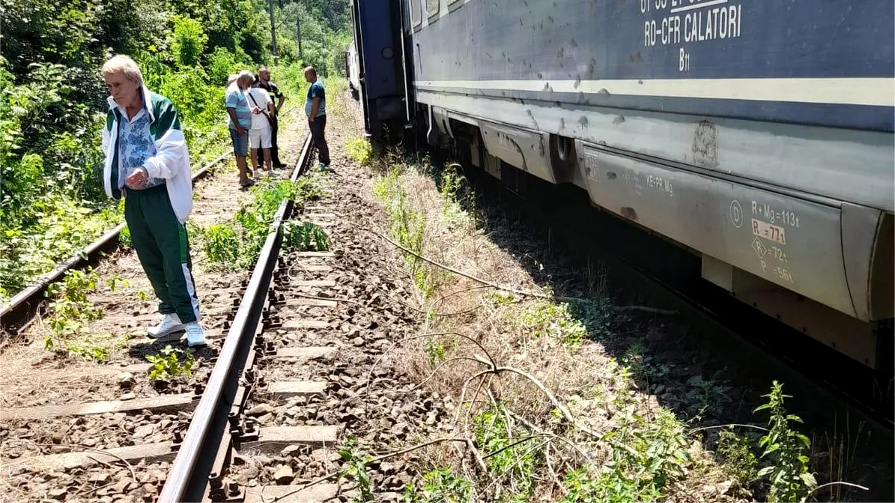 Linia CF Rupea - Racoș, ÎNCHISĂ temporar din cauza unui incident feroviar. Se fac verificări, după ce boghiul unui vagon al trenului a deraiat