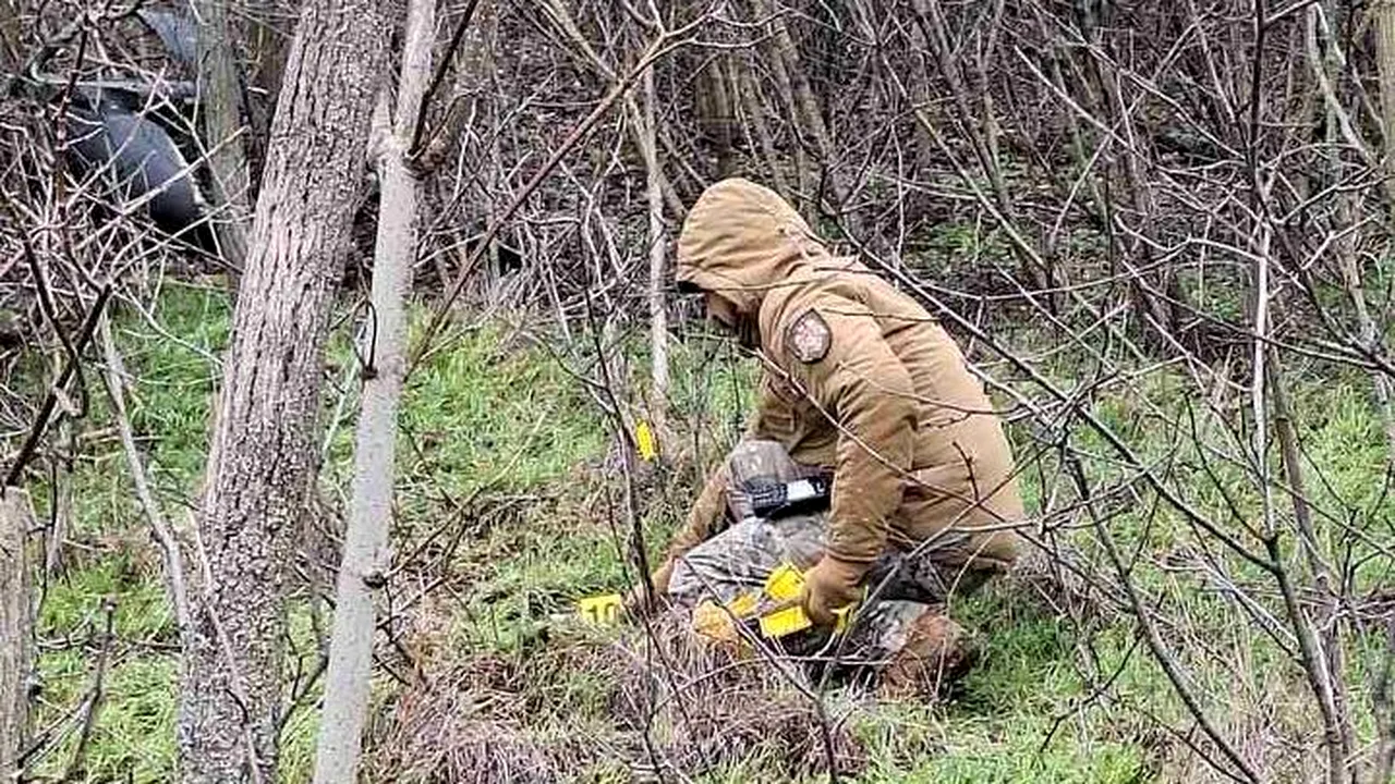 O dronă cu explozibili s-a prăbușit în grădina unei case din Republica Moldova. Autoritățile evacuează localnicii din zonă