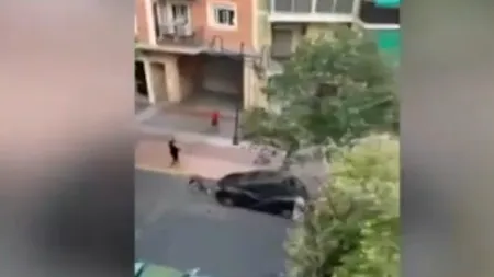Confruntare violentă în SPANIA: Treizeci de români de etnie rromă s-au bătut cu săbii