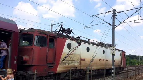 Un nou tren blocat în câmp. Garnitura circula pe ruta București-Constanța 