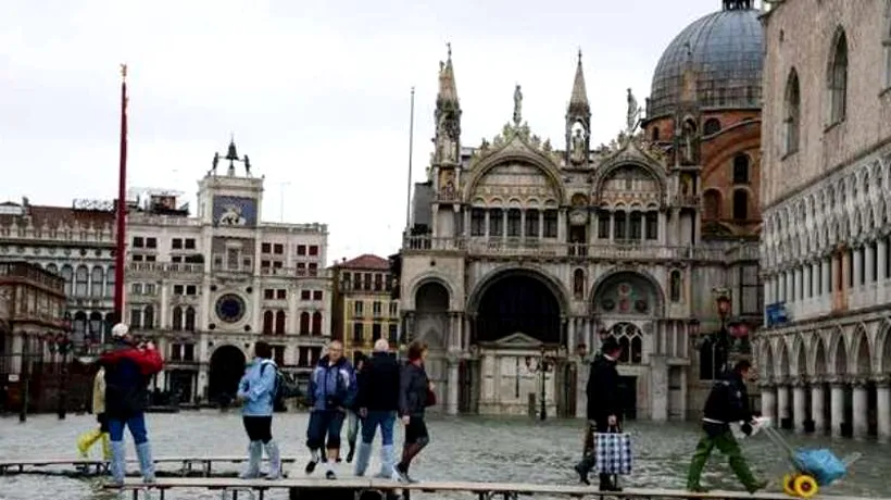 O suprafață de aproximativ 70 la sută din centrul istoric al Veneției este acoperită de apă - presă