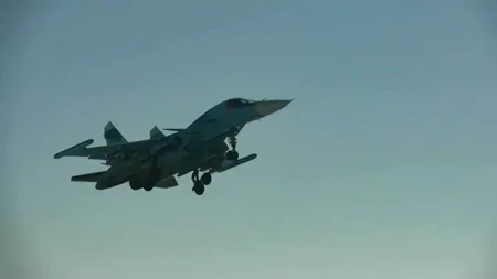 Accident AVIATIC | Doi piloți au murit în urma prăbuşirii unui avion în timpul antrenamentelor