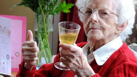 8 lucruri care te ajută să trăiești 100 de ani