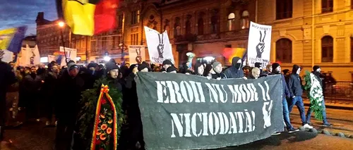 Sute de persoane, în marș în amintirea martirilor Revoluției din 1989, la Timișoara: Eroii nu mor. VIDEO