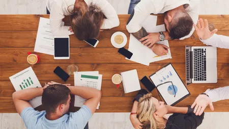 Românii muncesc cel mai puțin dintre europeni. Avem cel mai mic stagiu de MUNCĂ din Europa