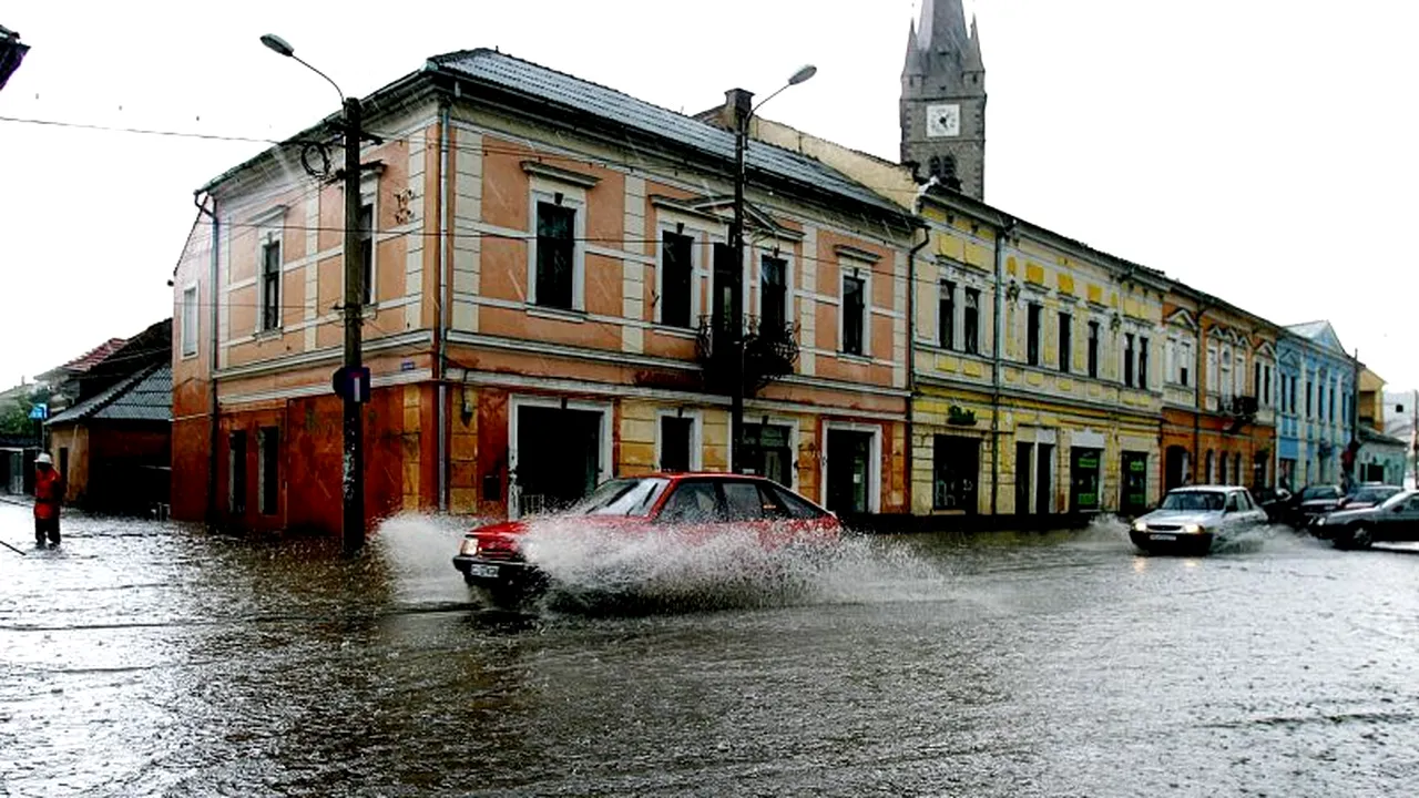 PROGNOZA METEO ANM. Atenționare COD GALBEN de ploi, vânt și grindină
