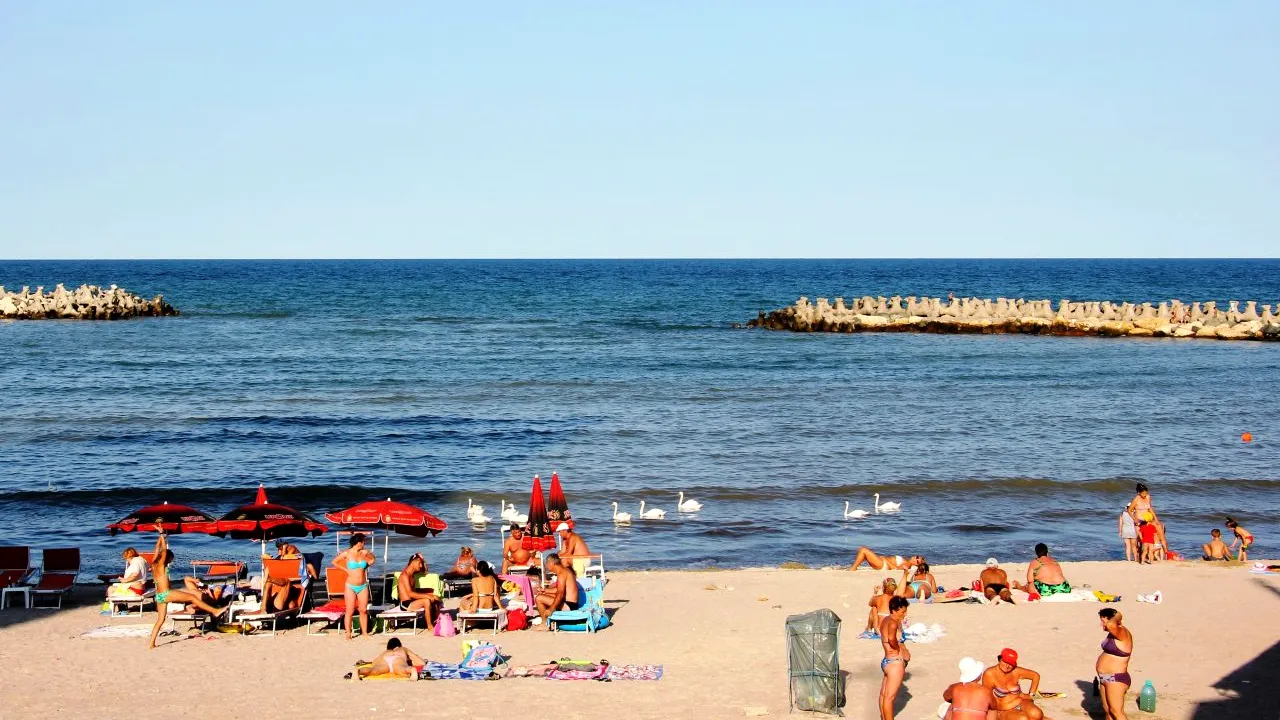O nouă taxă pentru turiști. Ce trebuie să știe cei care vor să meargă în Mangalia și alte șase stațiuni de pe litoralul românesc