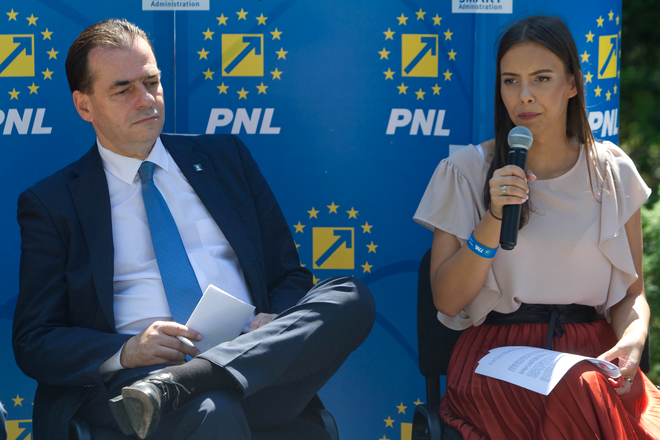 Ludovic Orban și Mara Mareș la un eveniment TNL