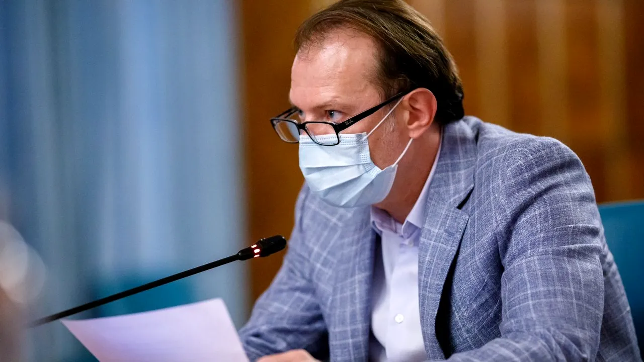 Premierul Florin Cîțu a dezvăluit din Parlament numărul-record de noi infectări, înaintea bilanțului: 15.000 de cazuri și 250 decese