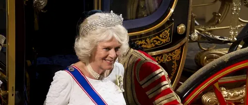 Pentru ea a lăsat-o Charles pe Prințesa Diana. Cum arăta în tinerețe Camilla Parker Bowles, noua Regină consoartă a Marii Britanii – GALERIE FOTO