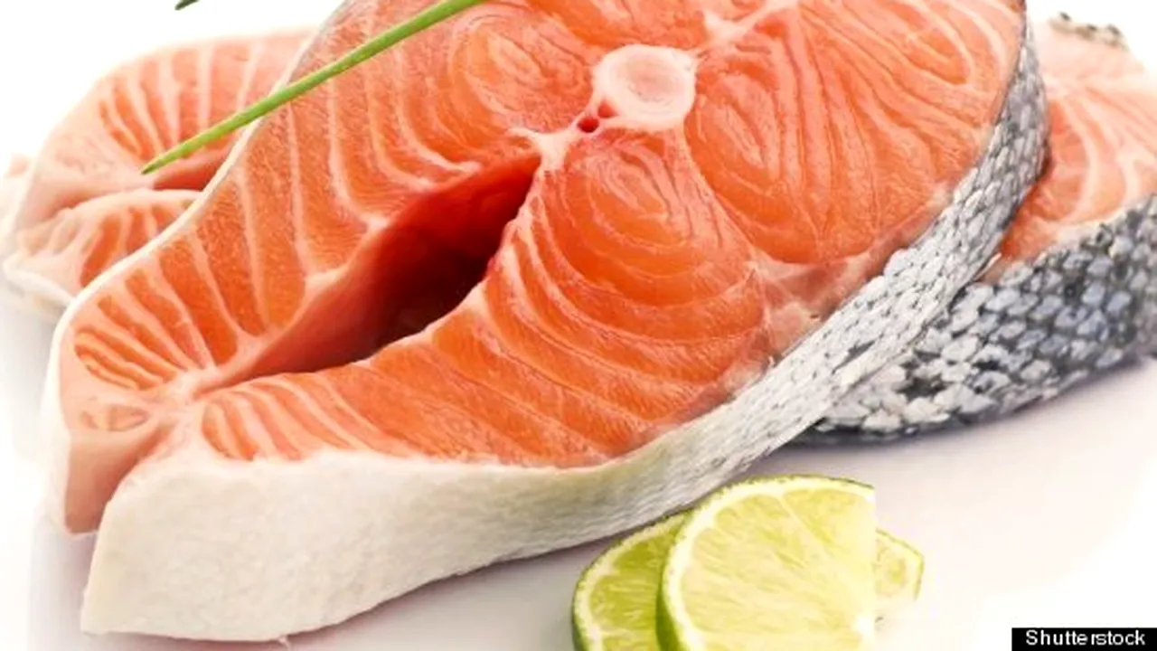 Dacă mănânci pește de două ori pe săptămână, poți scăpa de o afecțiune gravă