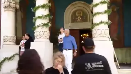 Călin Georgescu s-a rugat în deschidere la biserica în care Kira Hagi şi Thomas Ferfelis s-au cununat