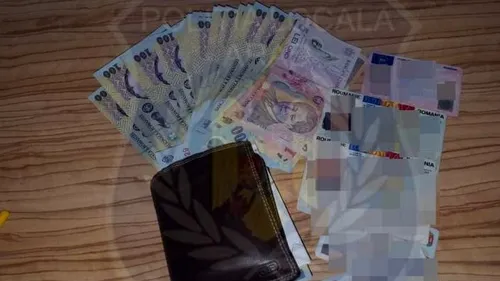 Gest demn de laudă în prag de Sărbători. Ce a făcut un tânăr frizer din Arad, când a găsit un portofel plin cu bani pe stradă