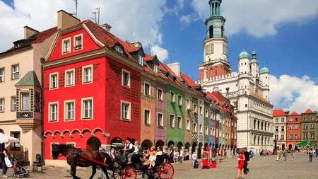 Declarație surprinzătoare a partidului de guvernământ polonez. De ce Polonia nu poate trece la euro decât peste 10-20 de ani