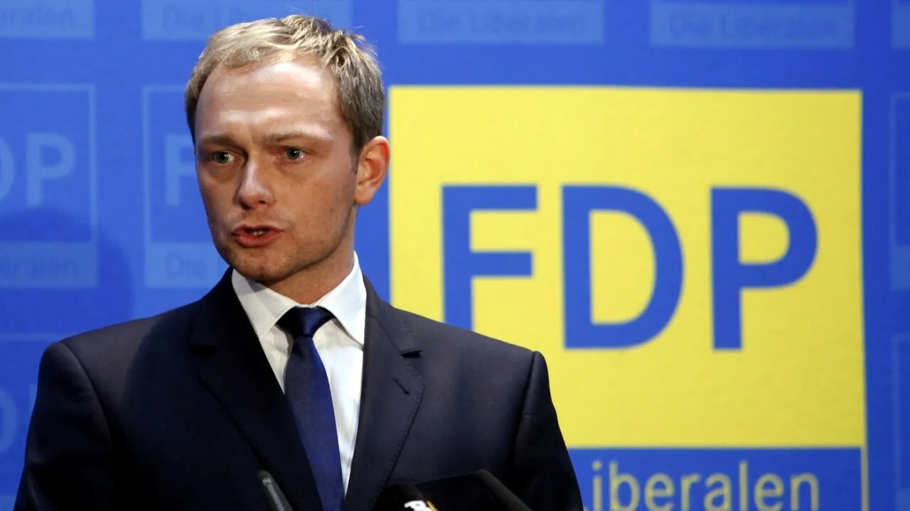 Fostul ministru de Finanțe al Germaniei a călcat cu mașina câinele unui celebru regizor. Patrupedul a murit