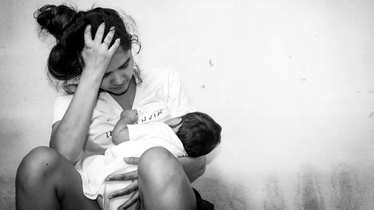România, pe locul doi în UE la rata de naştere în rândul mamelor adolescente