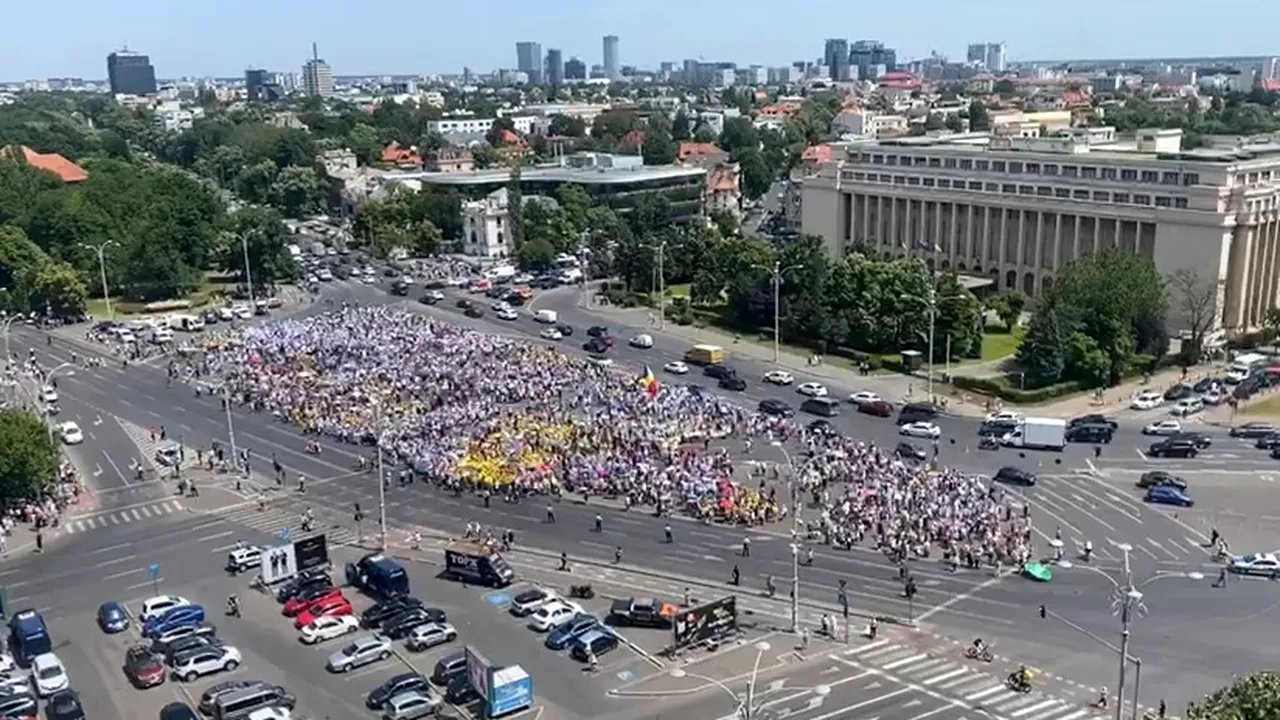 Nicolae Ciucă a convocat pentru duminică o ședință de Guvern în care ar urma să anunțe încheierea grevei din educație. Ultimele cifre negociate